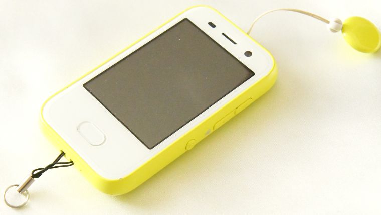 小学生　スマホ以外　連絡手段　キッズ携帯